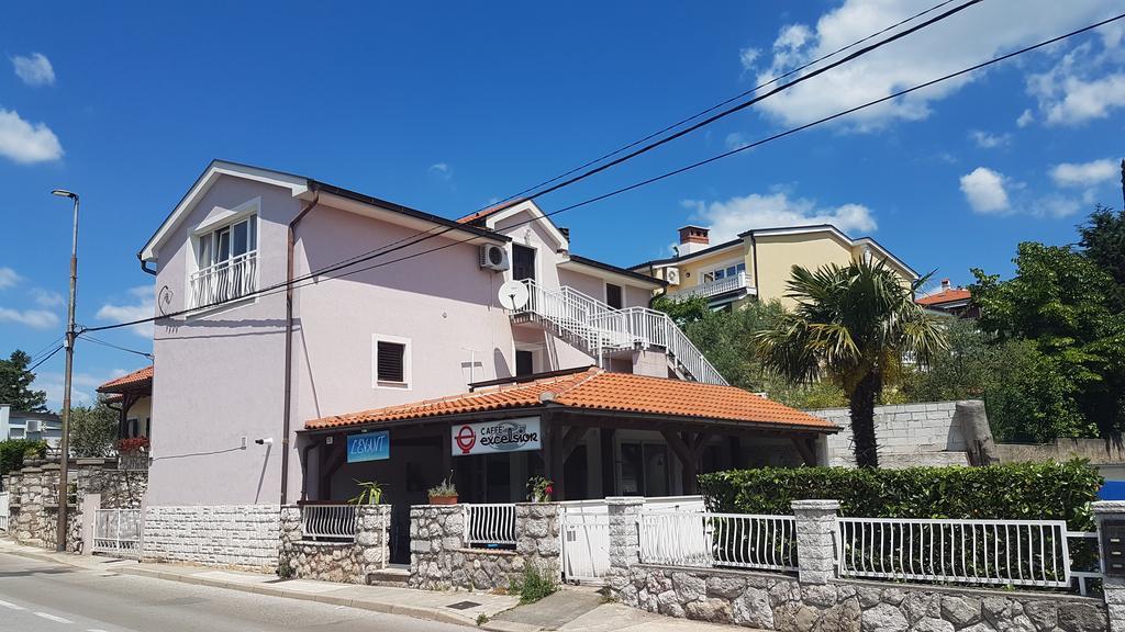 Apartman Sevilya Kostrena Dış mekan fotoğraf